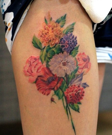 Tatuaggio bouquet di fiori