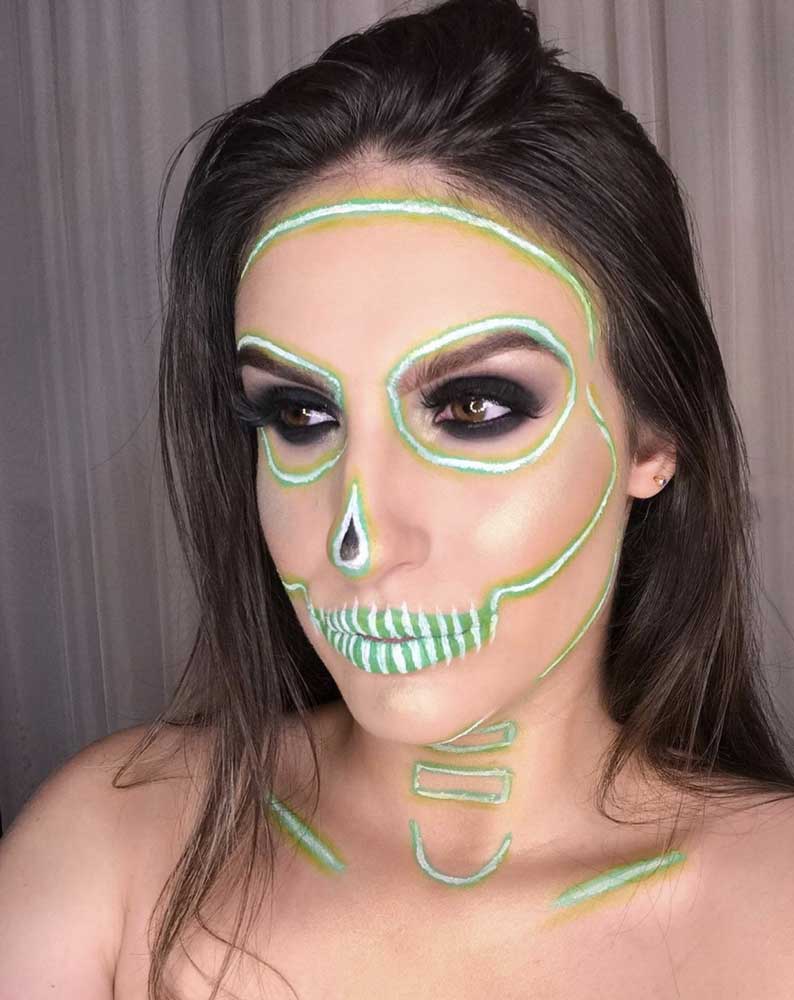 Make up da teschio per Halloween