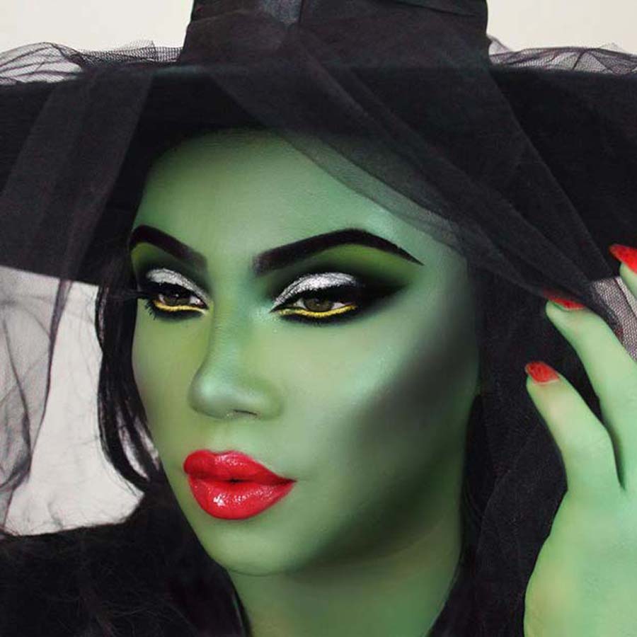 Bellissimo maquillage da strega verde