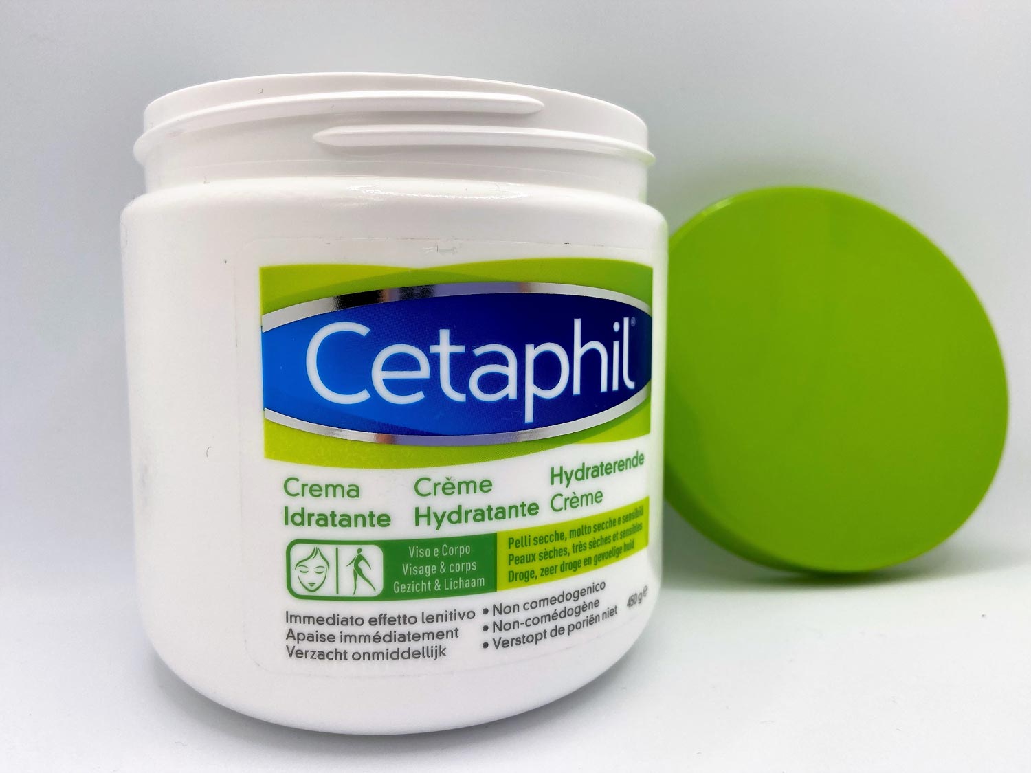 Cetaphil Crema Idratante primo piano scatola