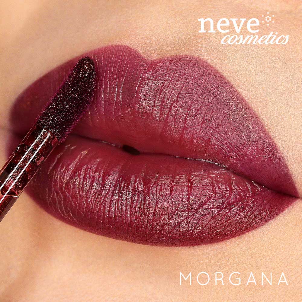 Swatch tinta labbra Neve Cosmetics Morgana - Burgundy 