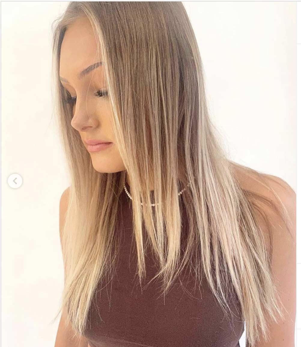 Cabelo longo e fino com mechas