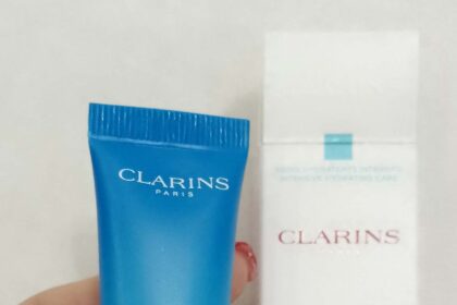 balsamo labbra riparatore Clarins 4