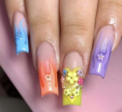 Unghie Pasqua fiori 3D