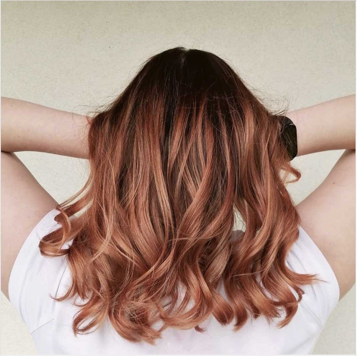 Capelli biondo fragola chiaro
