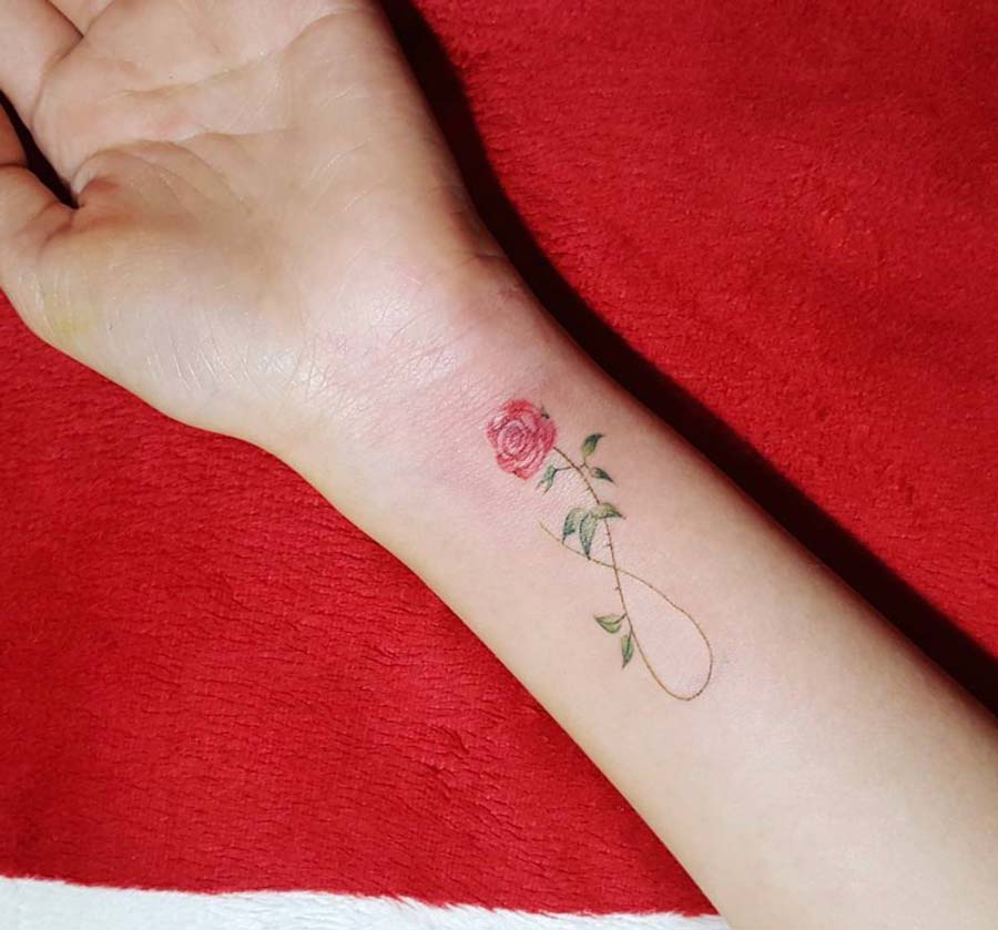 Tatuaggi piccoli con Rose