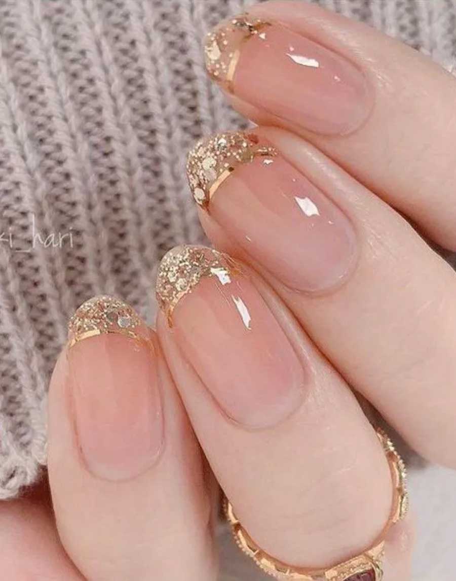 French Manicure oro e rosa