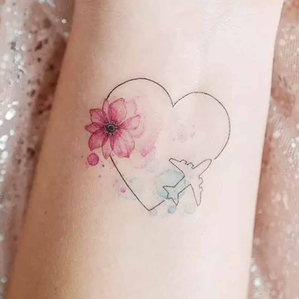 tatuaggio minimalista anti dei viaggi tatuaggio minimalista anti dei viaggi