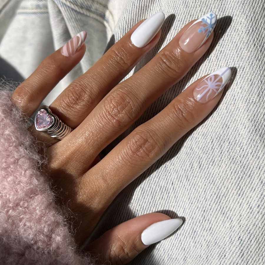 unghie bianche con French manicure per Natale Unghie bianche con French manicure per Natale