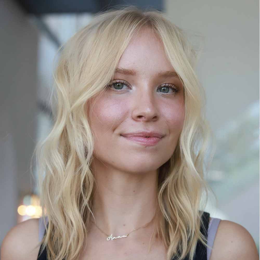 Acconciatura riccia per capelli fini Acconciatura riccia per capelli fini