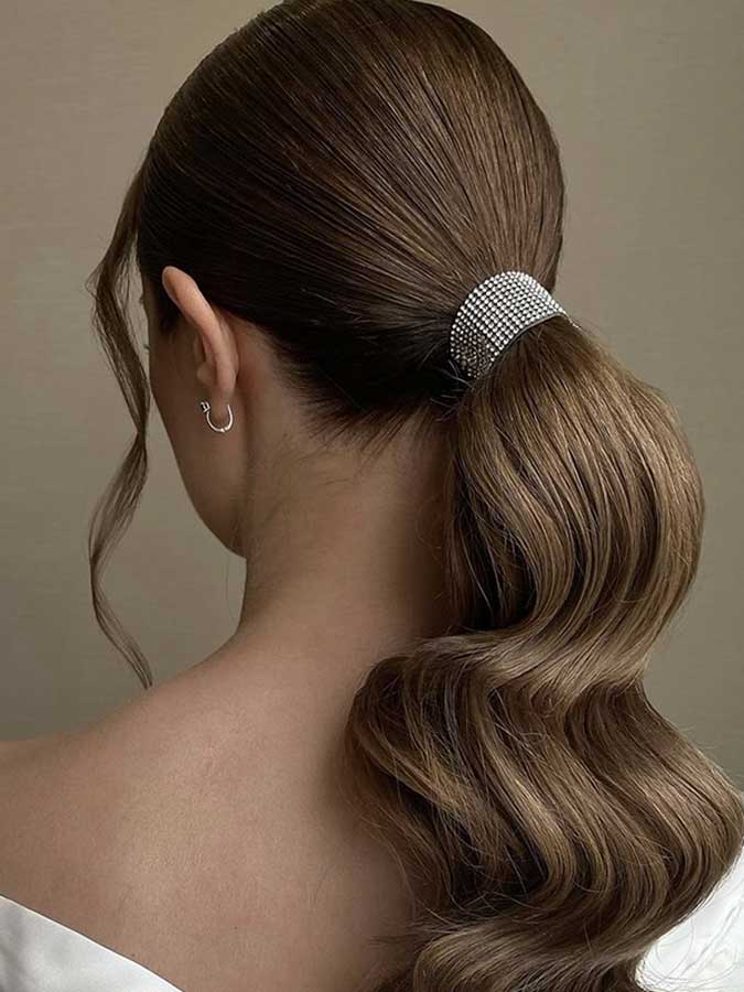Acconciature raccolte per capelli lunghi 2