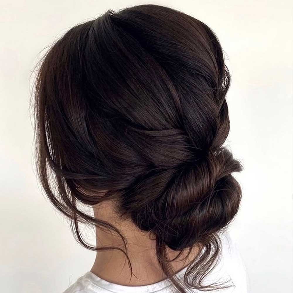 Acconciature raccolte per capelli lunghi
