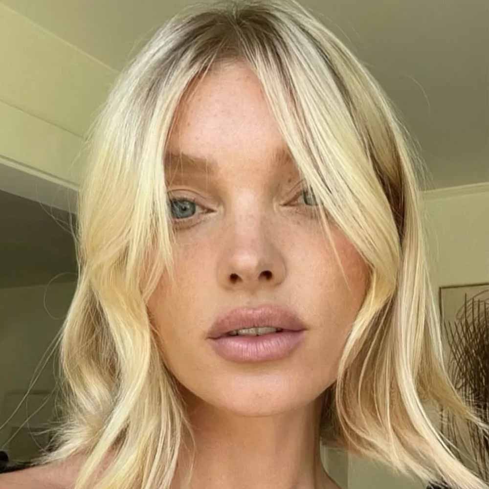 Caschetto lungo biondo per capelli molto fini Caschetto lungo biondo per capelli molto fini