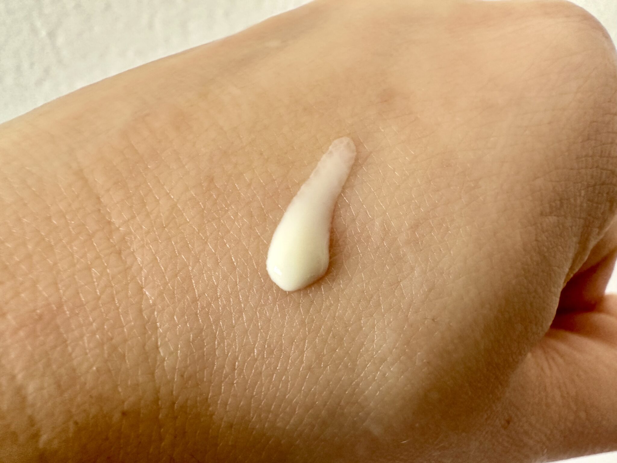 LOreal Revitalift Clinical Fluido Anti UV SPF50 recensione scaled